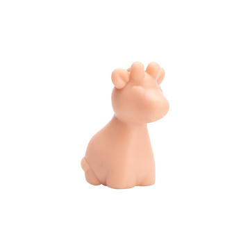 Mini Zoo Animal de A Pound of Flesh - The Giraffe